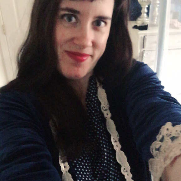 Meet the Posher Other - Meet your Posher, Sara